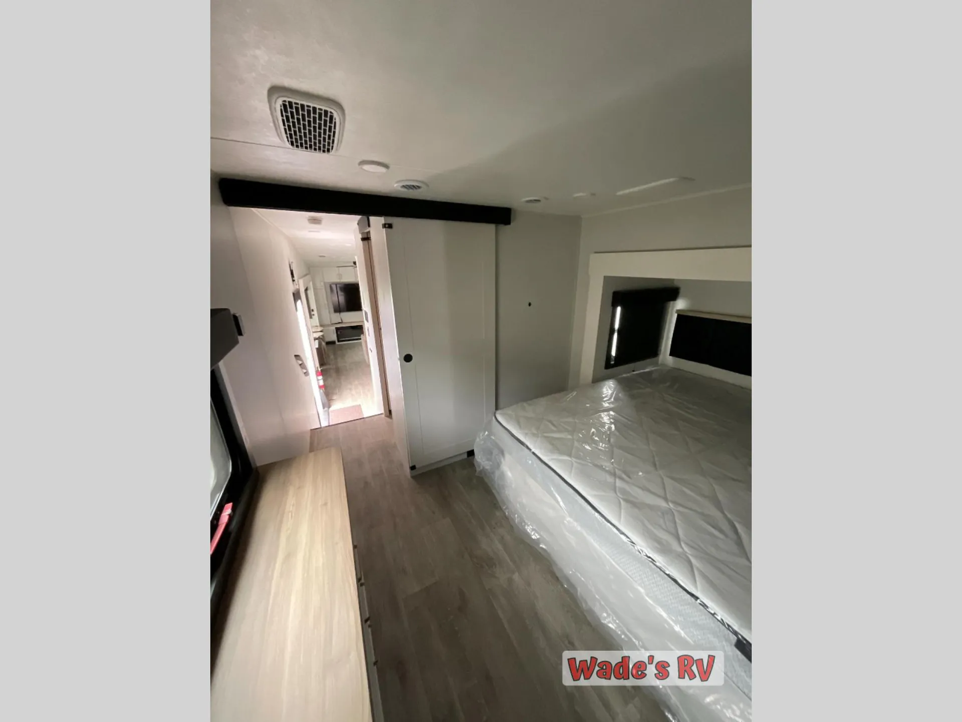 2026 Jayco Eagle 335LSTS - Photo 3