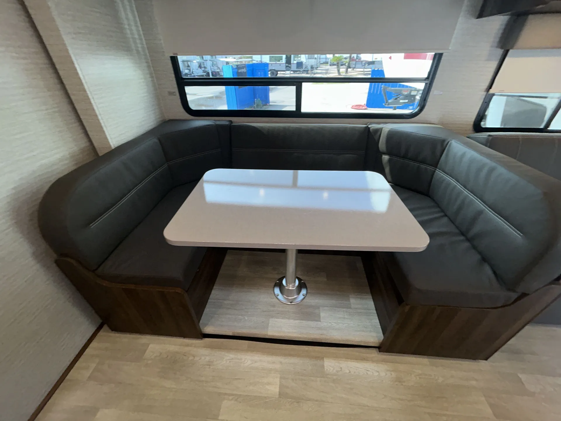 2025 Winnebago Spirit 31K — living area main