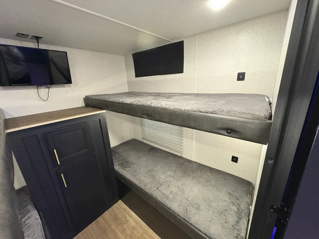 2021 Forest River Cherokee Grey Wolf 29BRB, Photos photo 20