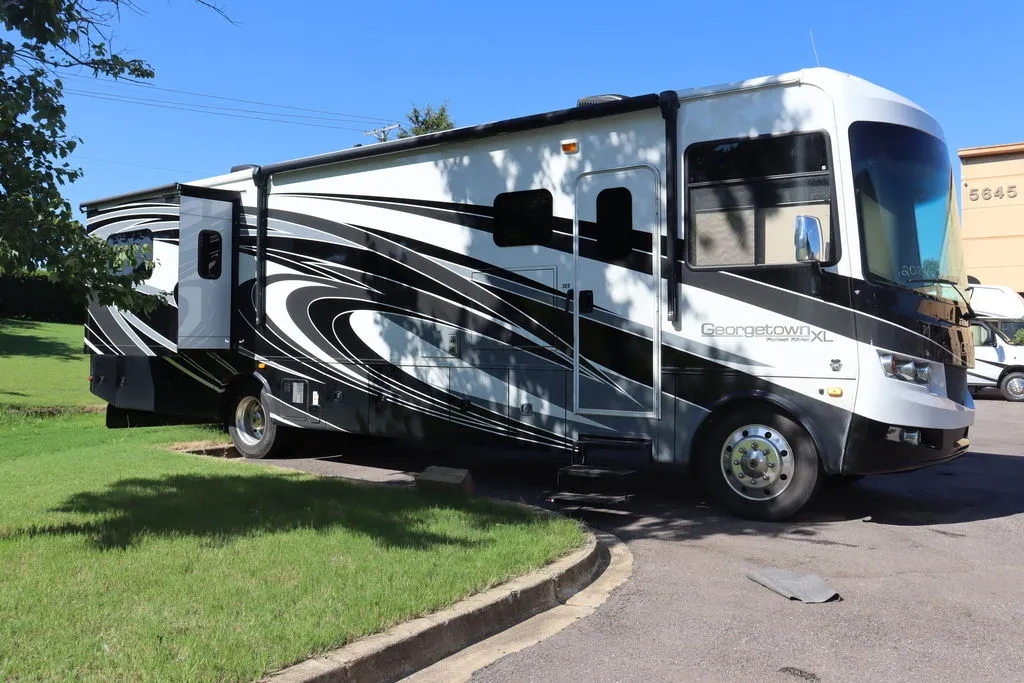 2019 Forest River Georgetown XL 369DS - Main photo
