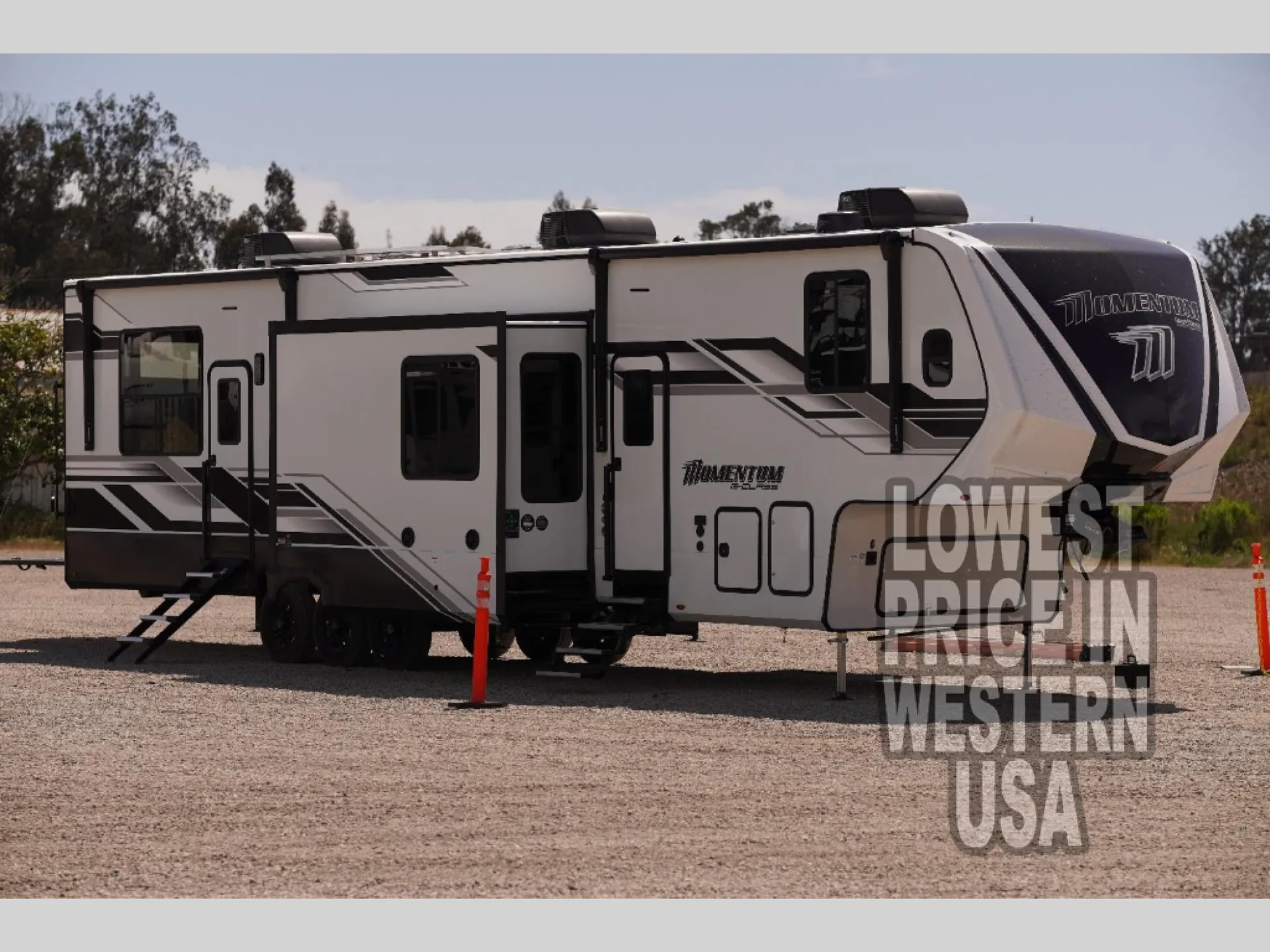 2025 Grand Design Momentum G-Class 415G - Photo 4