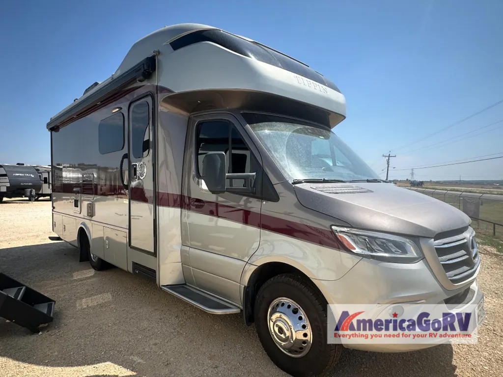 2020 Tiffin Wayfarer 25 RW, Photos photo 4