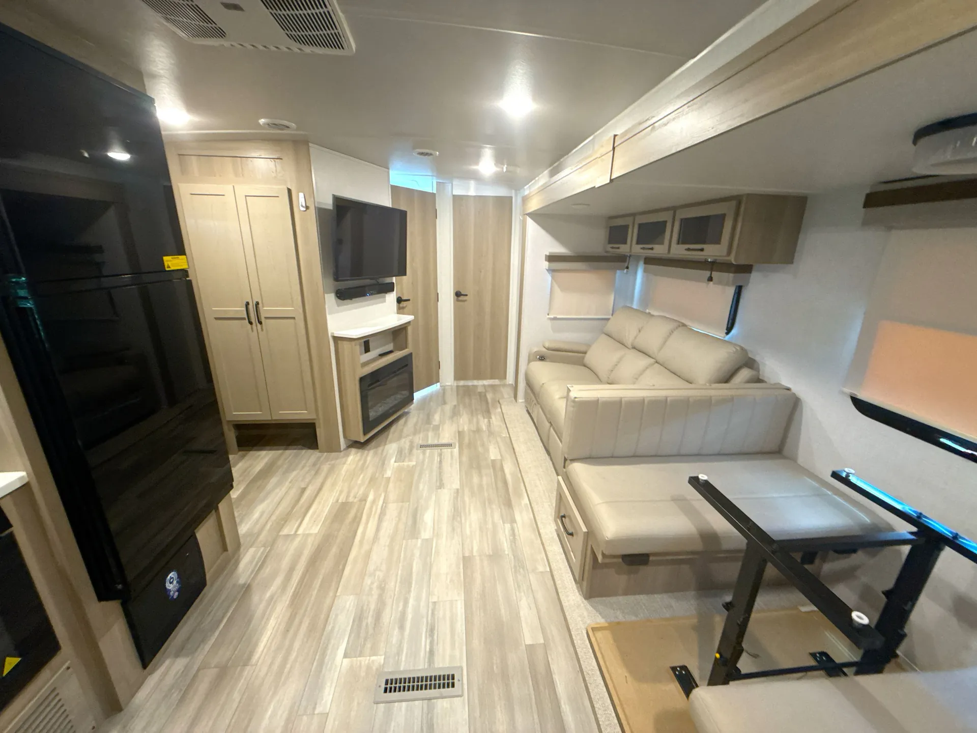 2024 Forest River Rockwood Ultra Lite 2608BS — living area main