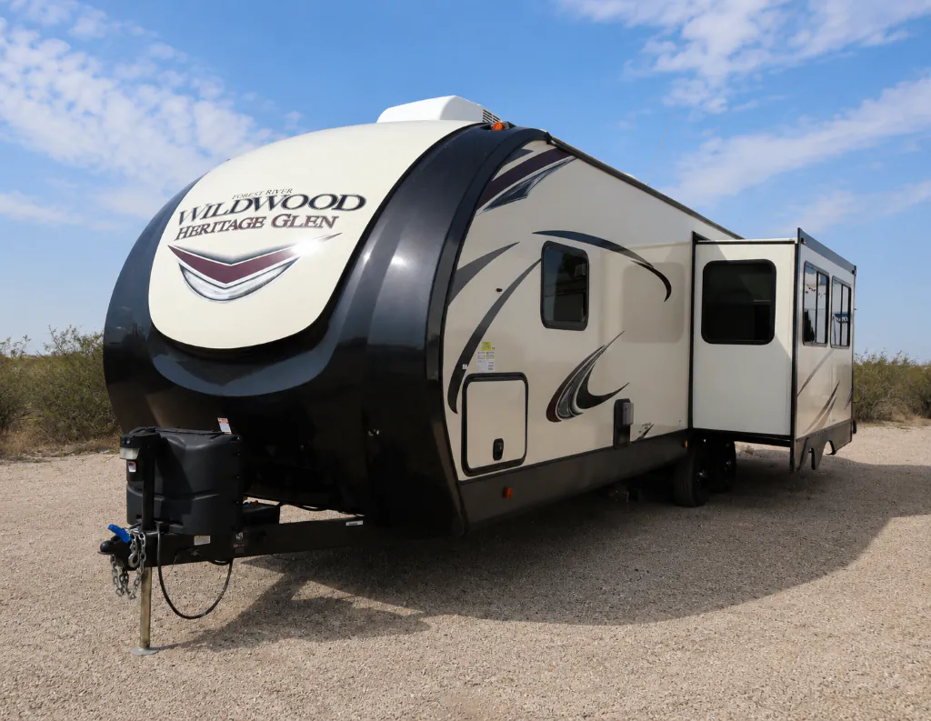 2020 Forest River Wildwood Heritage Glen 283RK dealer photo 2 from San Antonio RVs