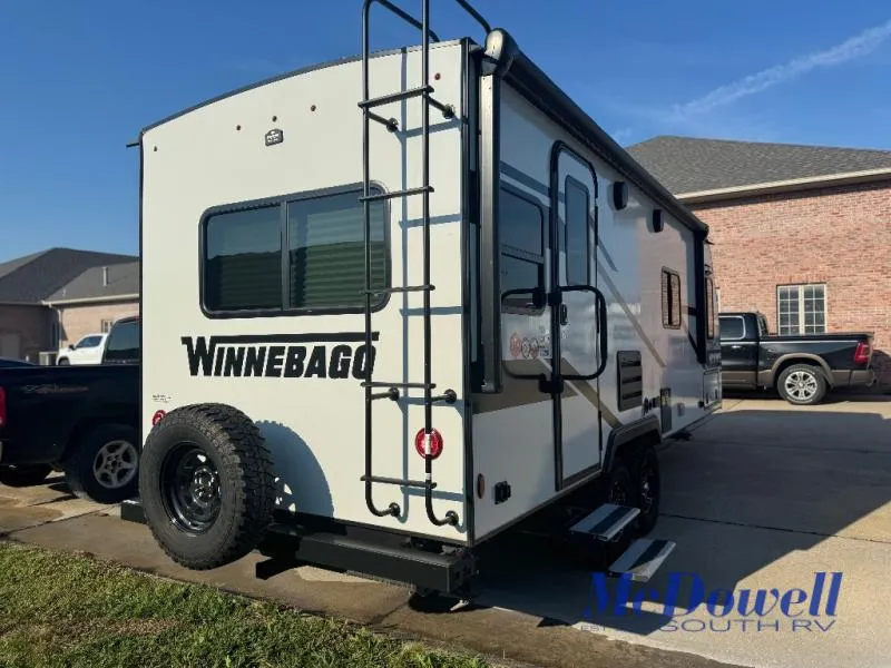 2023 Winnebago Micro Minnie 2225RL - Photo 4
