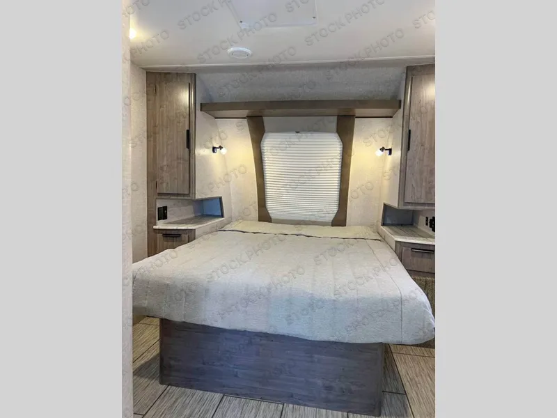 2026 Lance Lance Travel Trailers 2285 - Photo 3