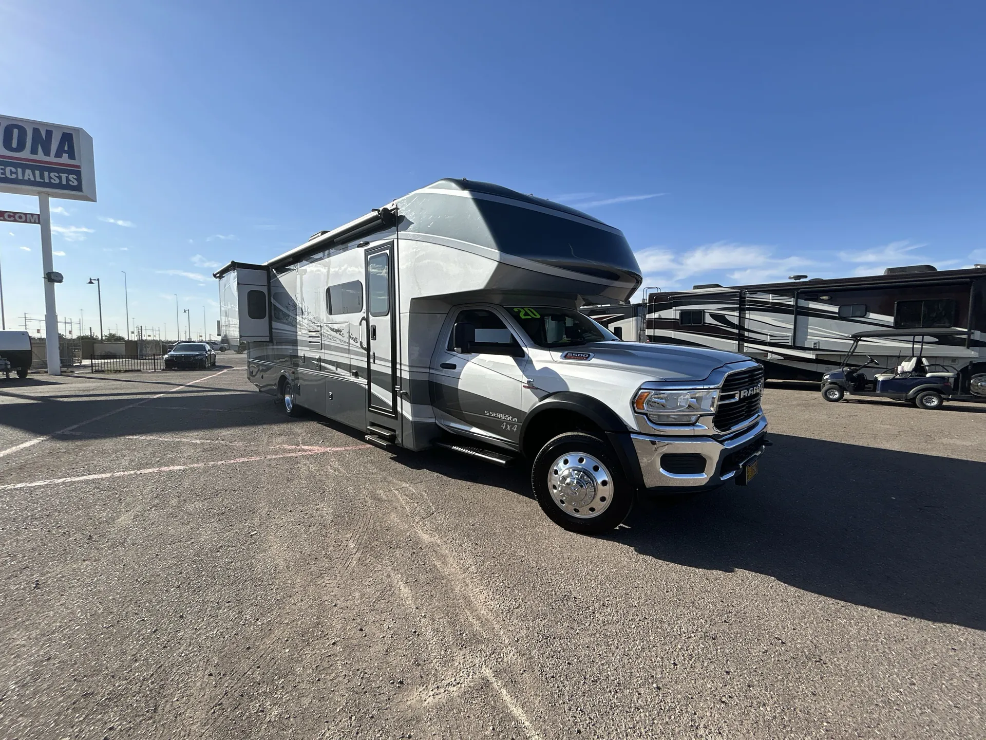 2020 Dynamax Corp Isata 5 Series 36DS - Photo 2