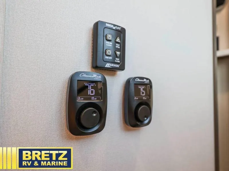 2026 Grand Design Momentum G-Class 325G - Photo 3