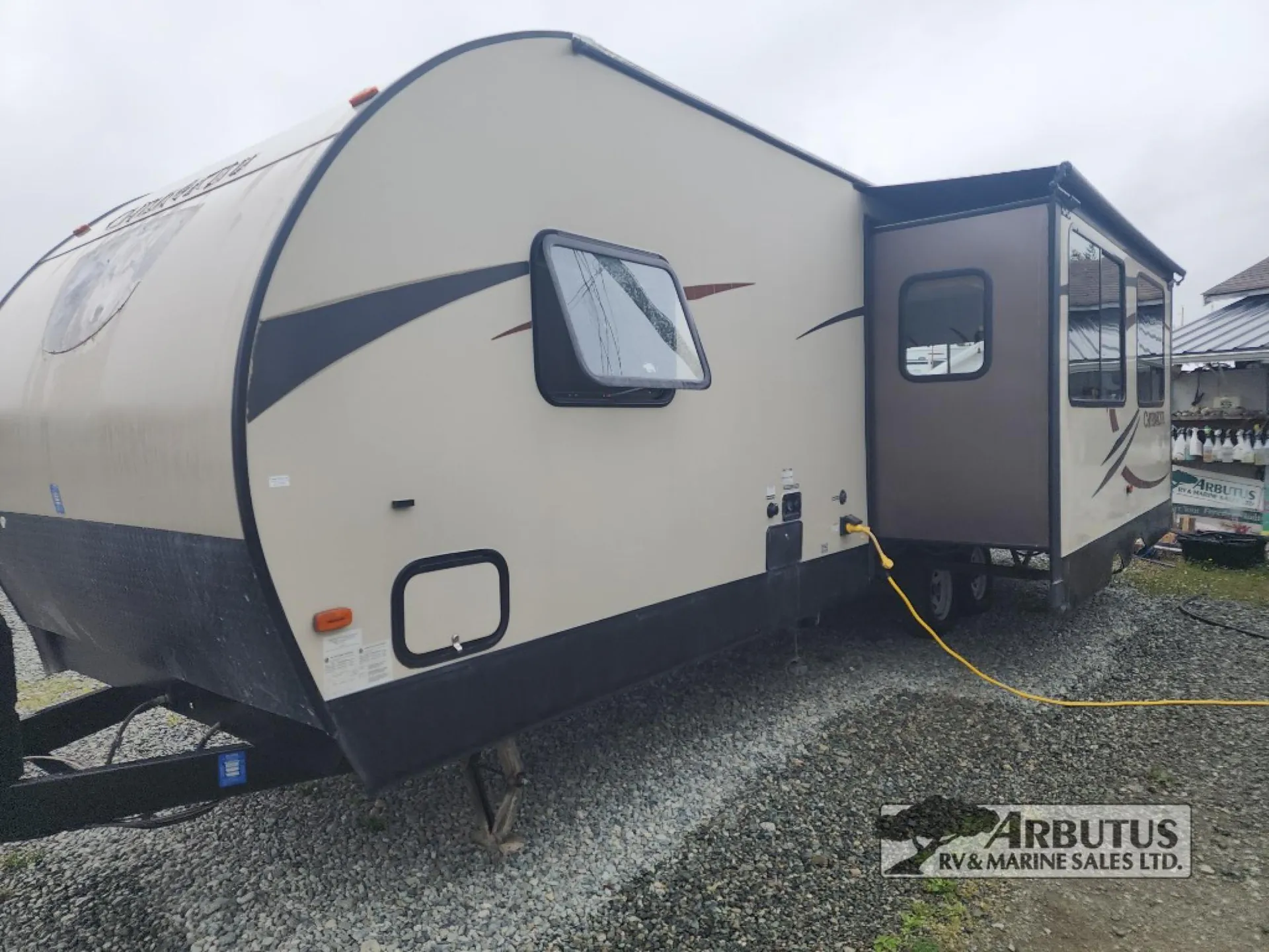 2016 Forest River Cherokee Alpha Wolf 26RL - Photo 3