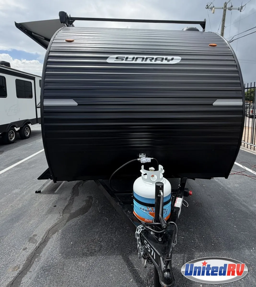 2027 Sunset Park RV SunRay 149 - Photo 3