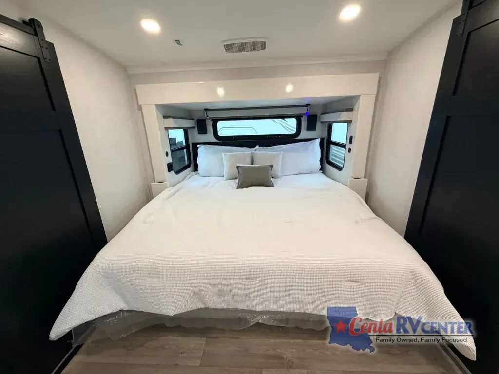 2027 Jayco PINNACLE 36FBTS, Photos photo 15