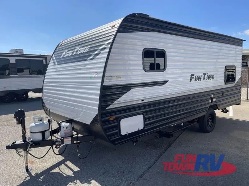 2026 CrossRoads RV Fun Time 185BH - Photo 2