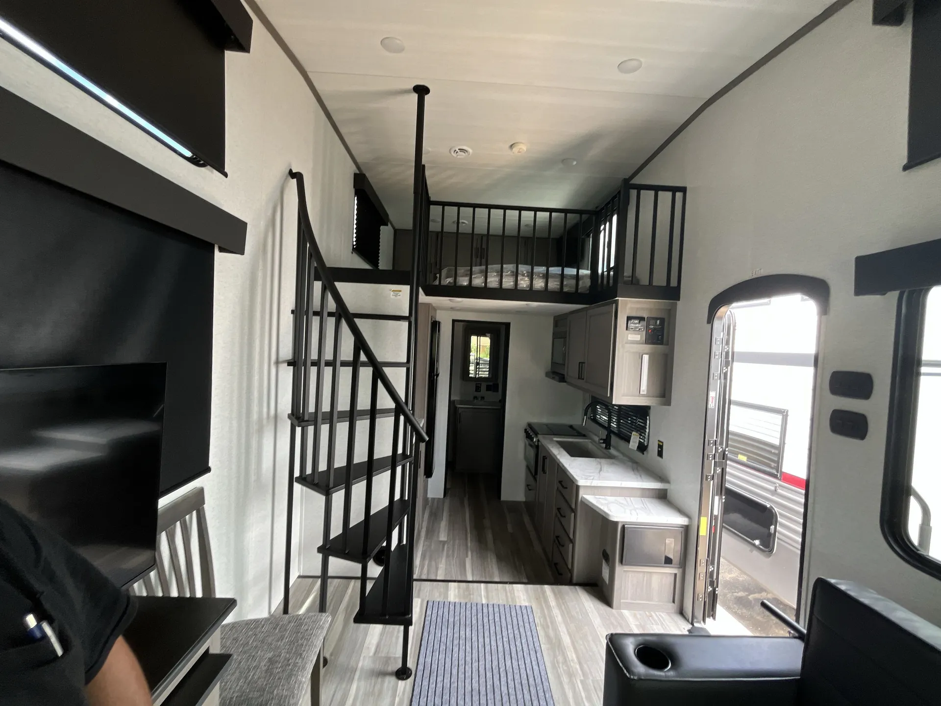 2024 Keystone Hideout 24LOF — living area main