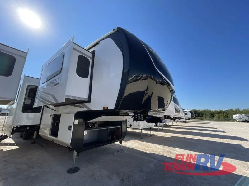 2026 Jayco North Point 382FLRB - Photo 2