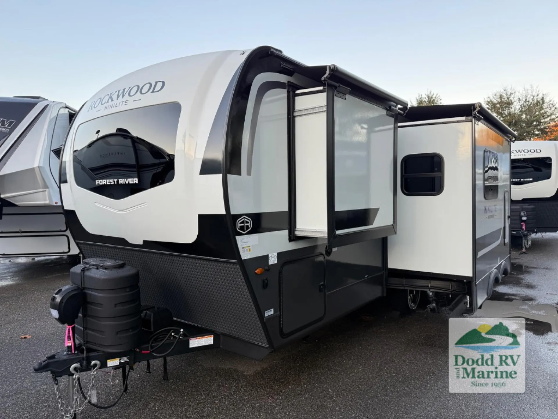 2026 Forest River Rockwood Mini Lite 2513S - Photo 3