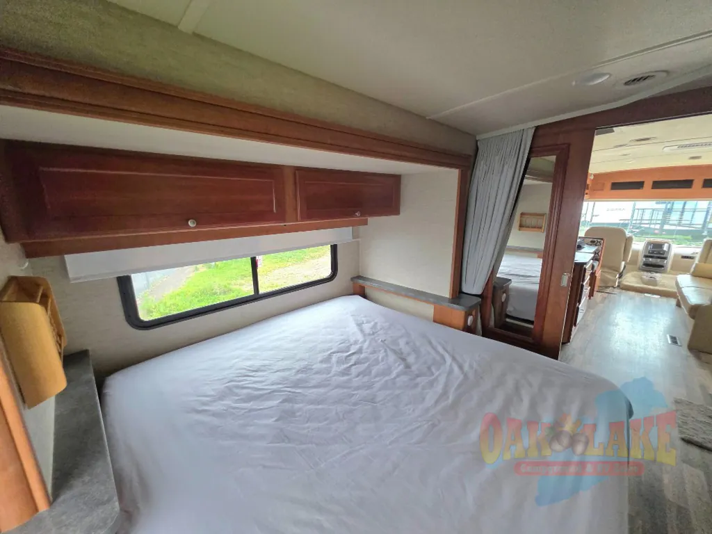 2018 Winnebago Sunstar 27P, Photos photo 28