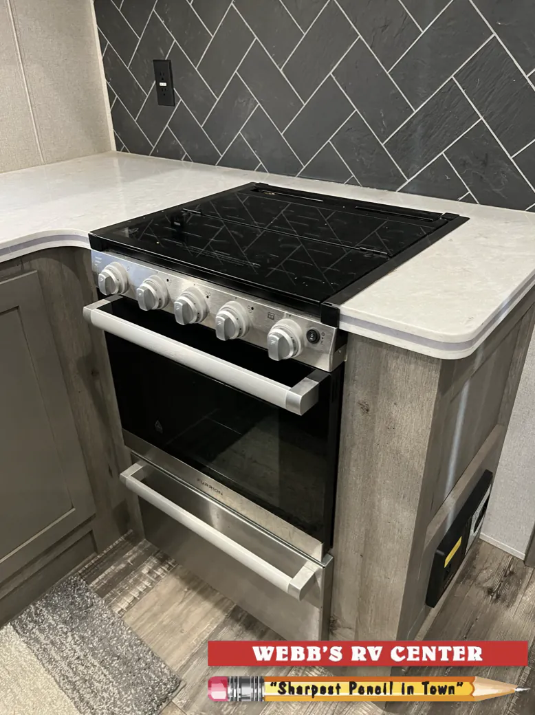 2021 Keystone Raptor 423, Photos photo 16