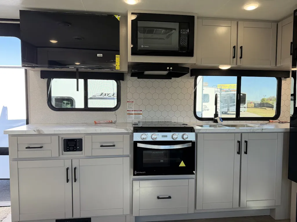 2026 Jayco Jay Feather 29QBH, Photos photo 29