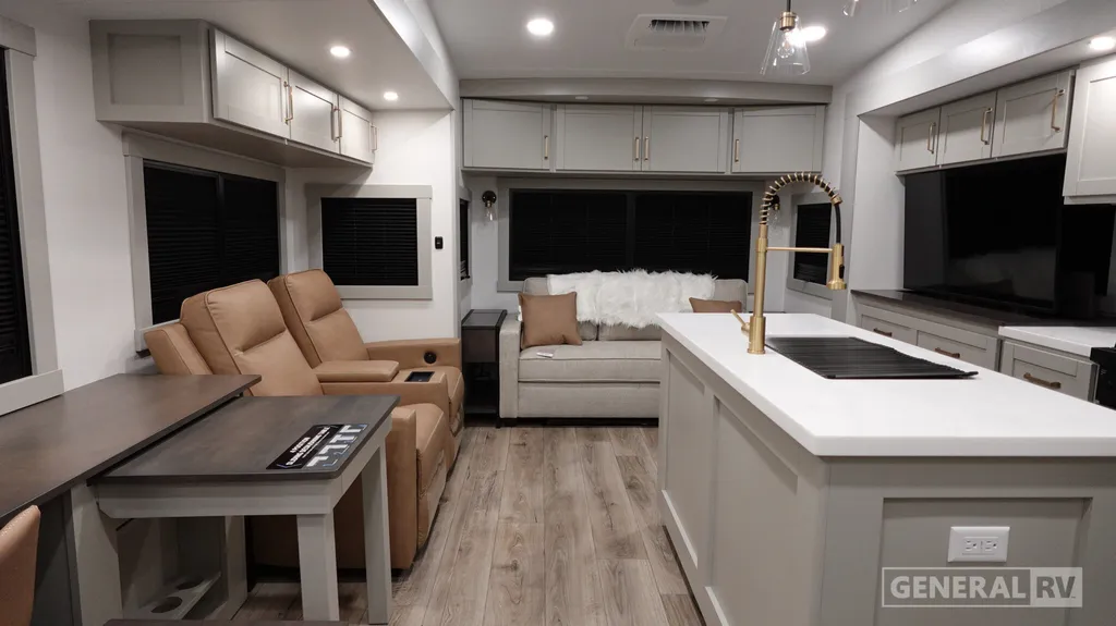 2026 Brinkley Model Z 3610, Photos photo 2