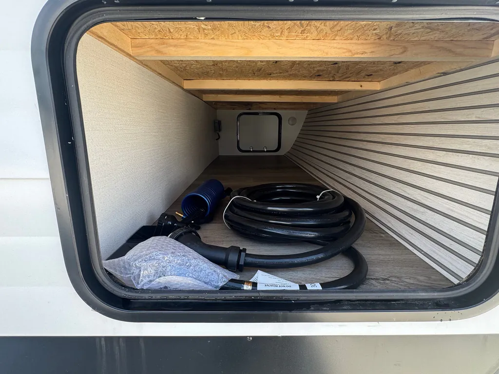 2026 Shasta RVs i-5 Edition 530BQB, Photos photo 17