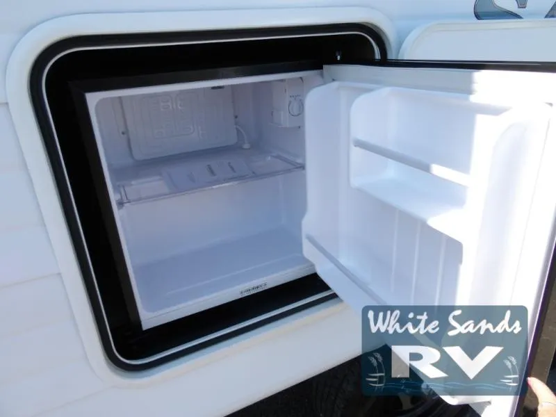 2027 Forest River RV Salem 26DBHD - Photo 4