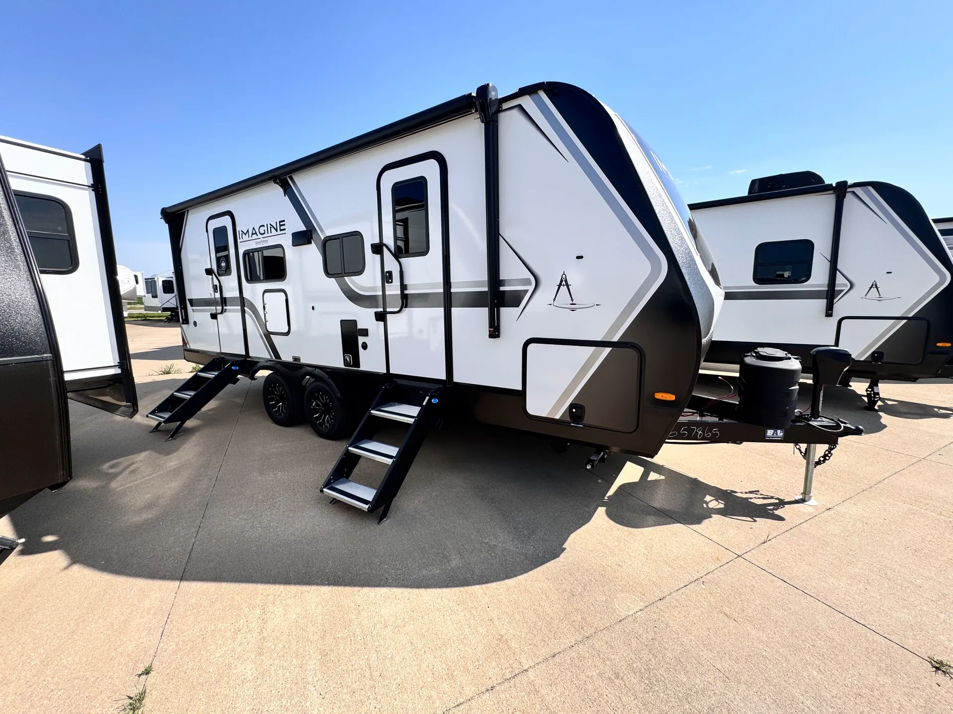 2026 Grand Design Imagine 2300MK - Photo 2
