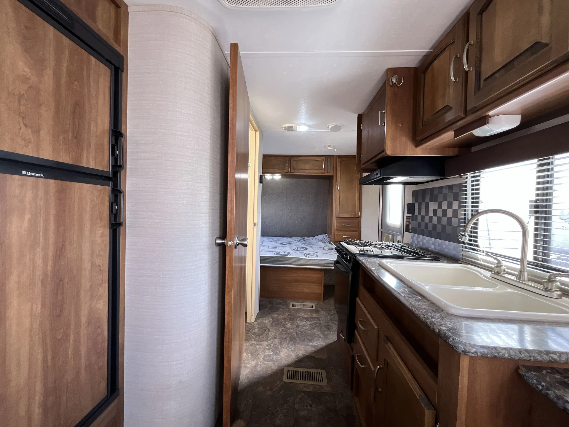2015 Keystone Springdale 179QBWE — living area main