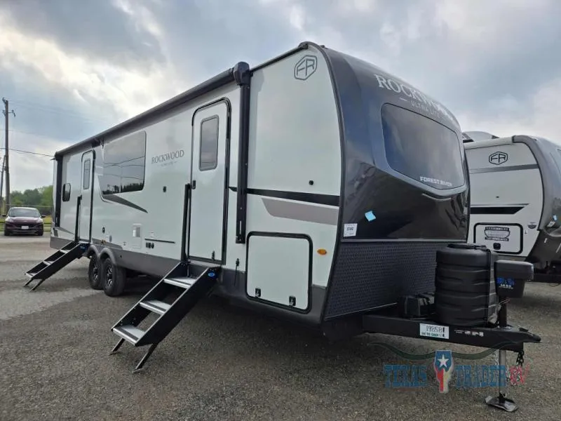 2026 Forest River Rockwood Ultra Lite 2918BH - Photo 2