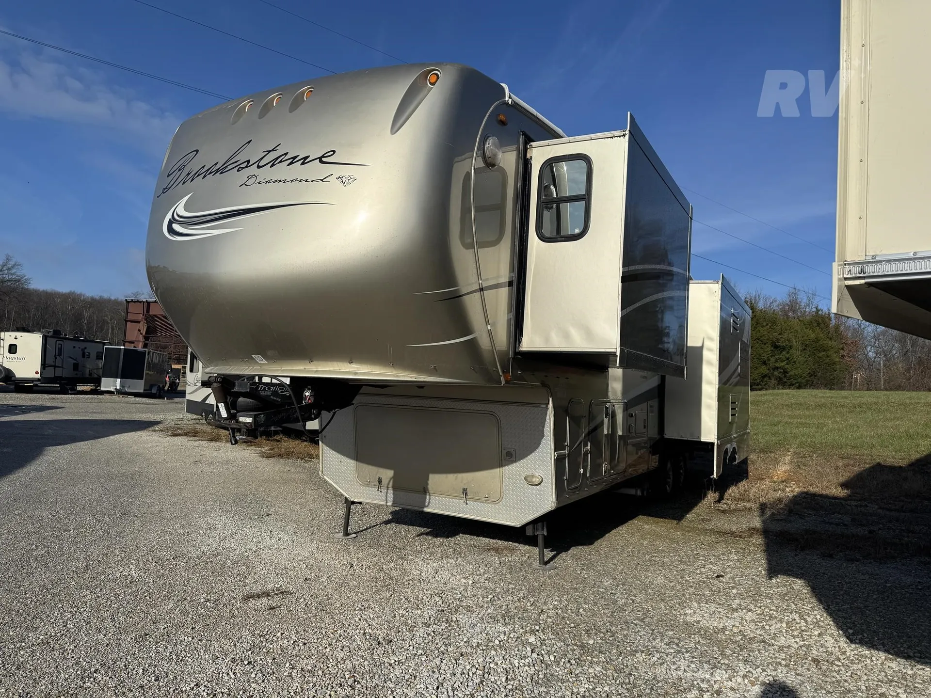 2012 Coachmen Brookstone Diamond 295RL - Photo 2
