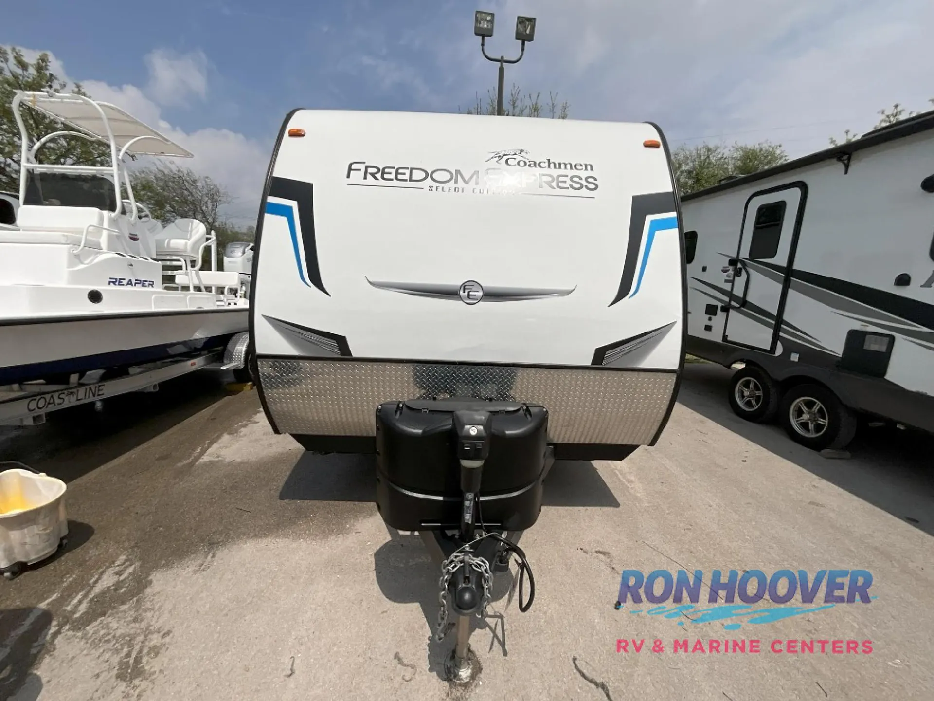 2023 Coachmen Freedom Express Select 22SE - Photo 4
