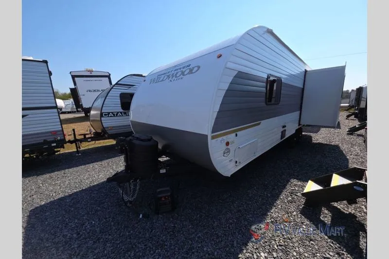 2026 Forest River Wildwood X-Lite 24RLXL - Photo 4