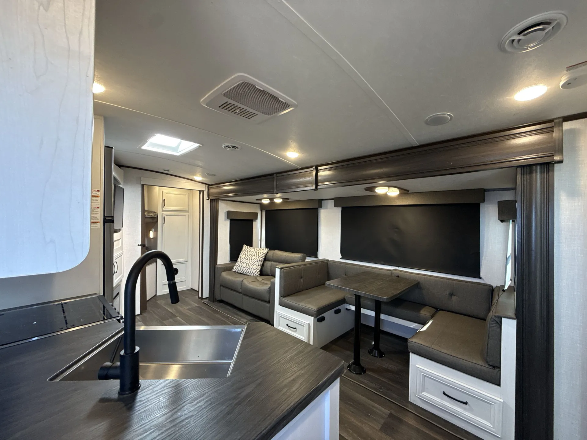 2023 Dutchmen Atlas 2902BH — living area main