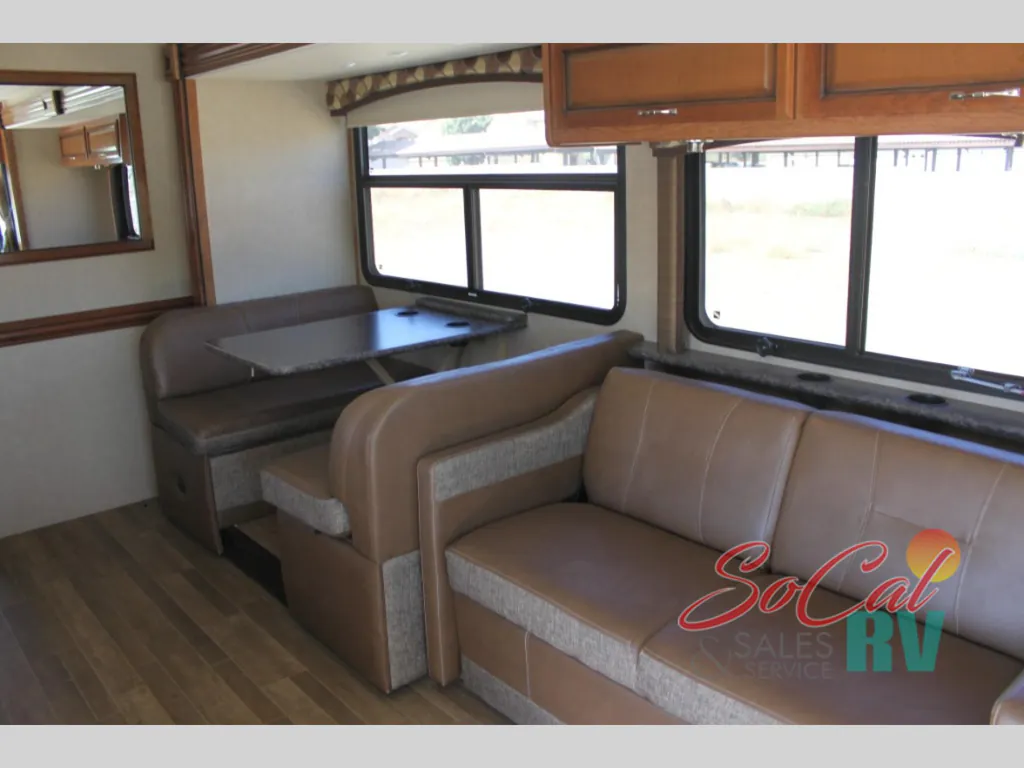 2018 Fleetwood Flair 31A, Photos photo 16