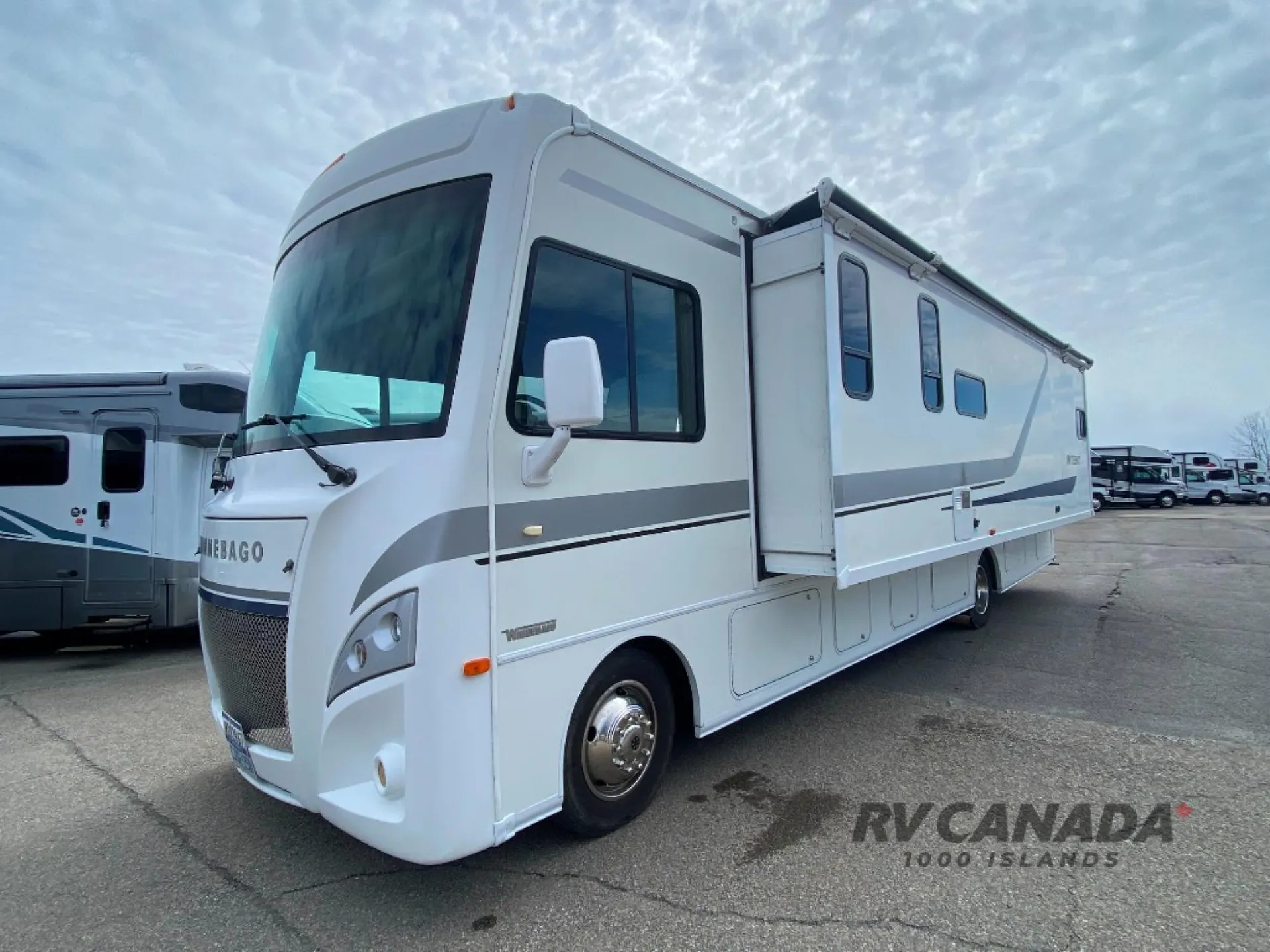 2019 Winnebago Intent 31P - Photo 3