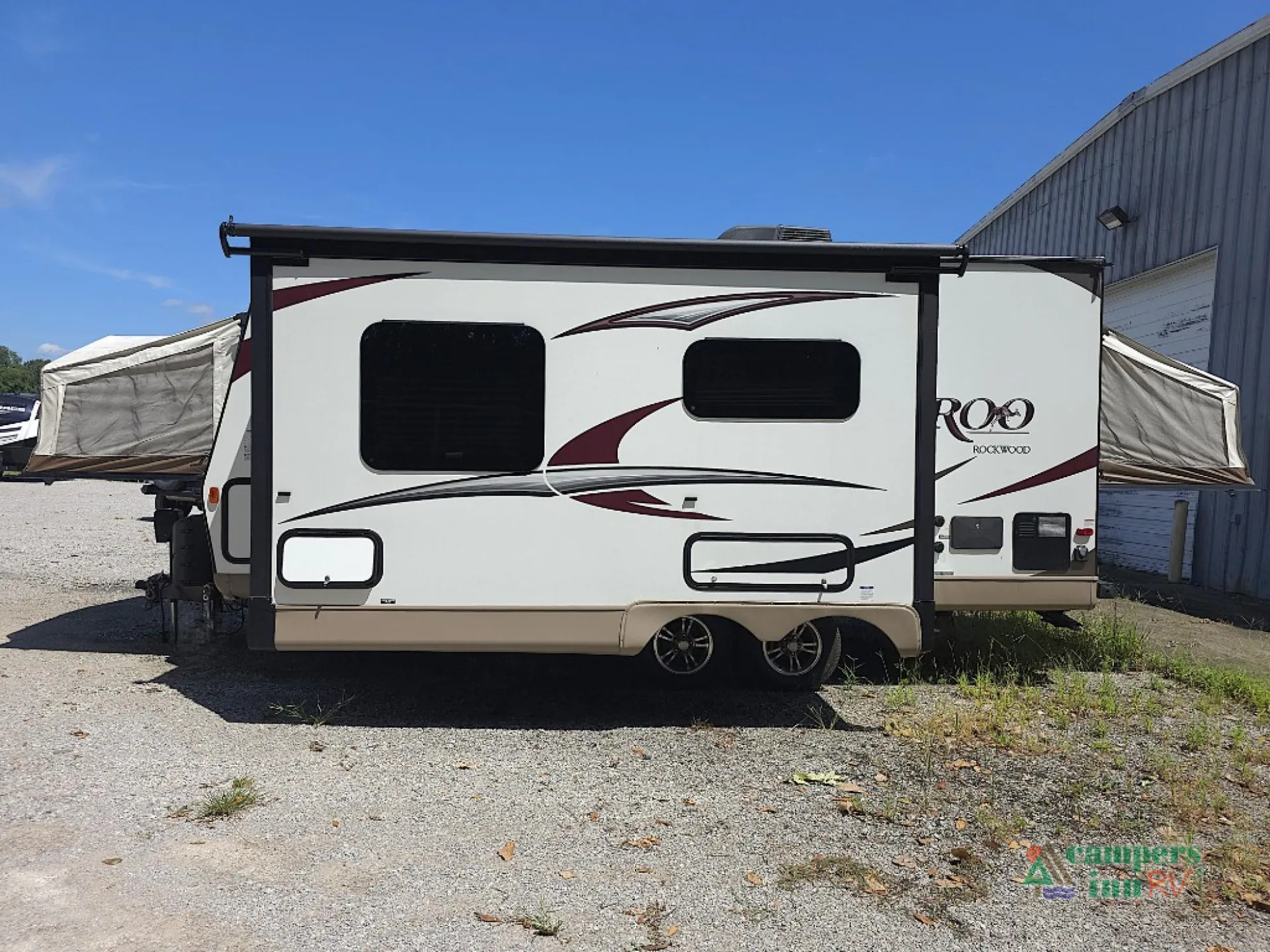 2017 Forest River Rockwood Roo 21SS — Photo 5