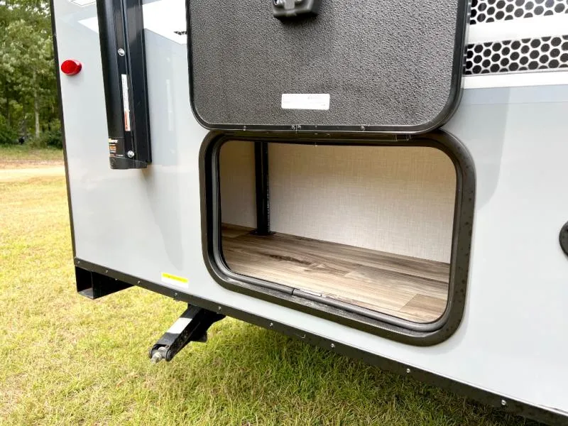 2023 DRV Luxury Suites Elite Suites Used    38 RESB3 - Photo 2