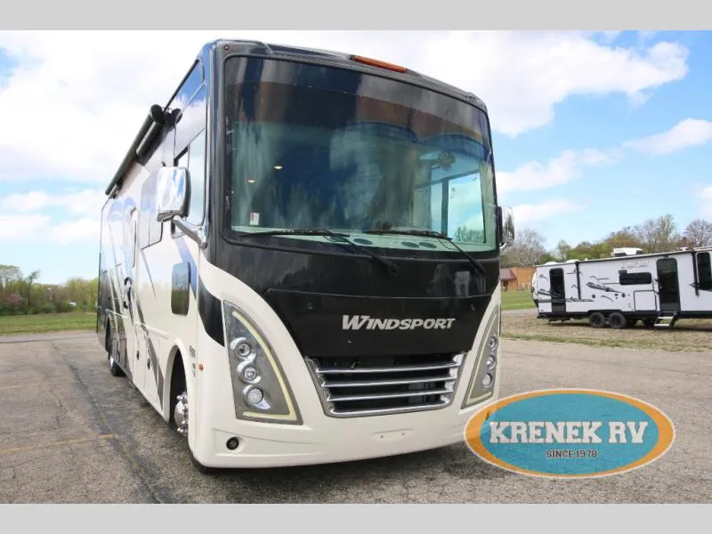 2023 Thor Motor Coach Windsport 34J - Photo 2