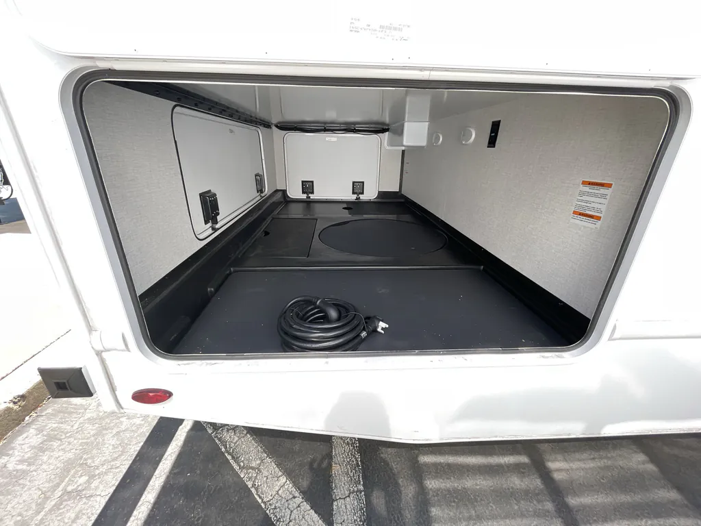2026 Thor Motor Coach Freedom Elite 28HZ, Photos photo 21
