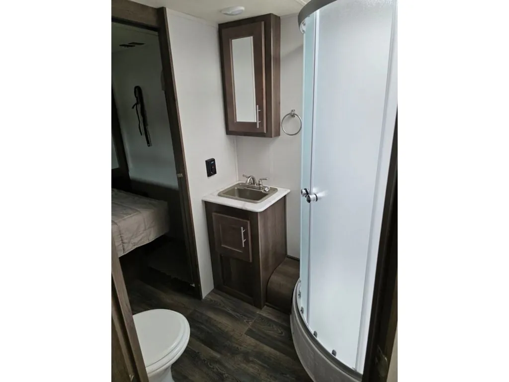 2019 Forest River RV Wildcat Maxx 245RGX, Photos photo 12