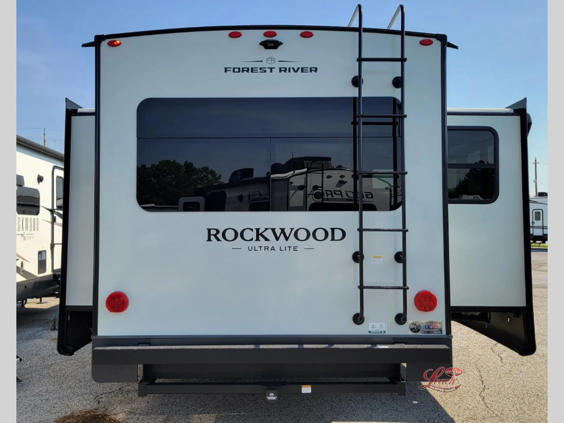 2026 Forest River Rockwood Ultra Lite 2906RL — Photo 6