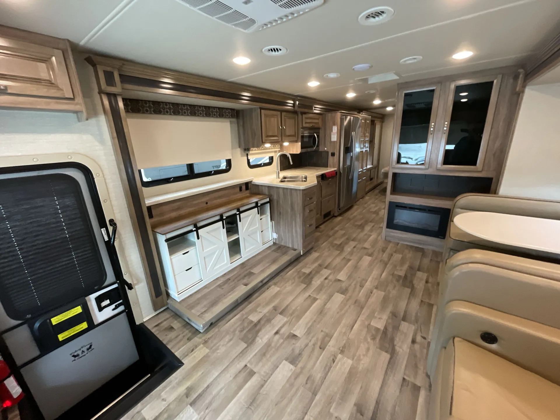 2019 Jayco Precept 34G — living area main