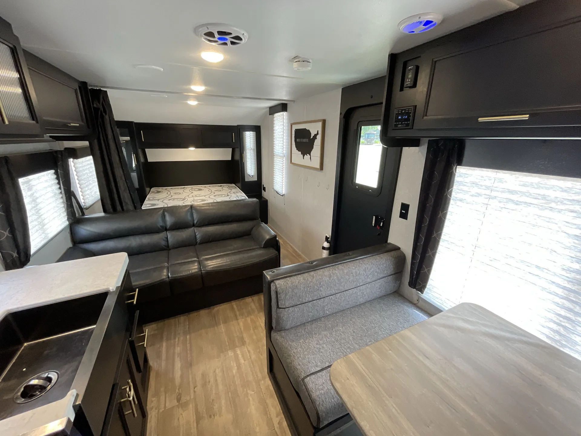 2021 Forest River Cherokee Grey Wolf 26DJSE — living area main