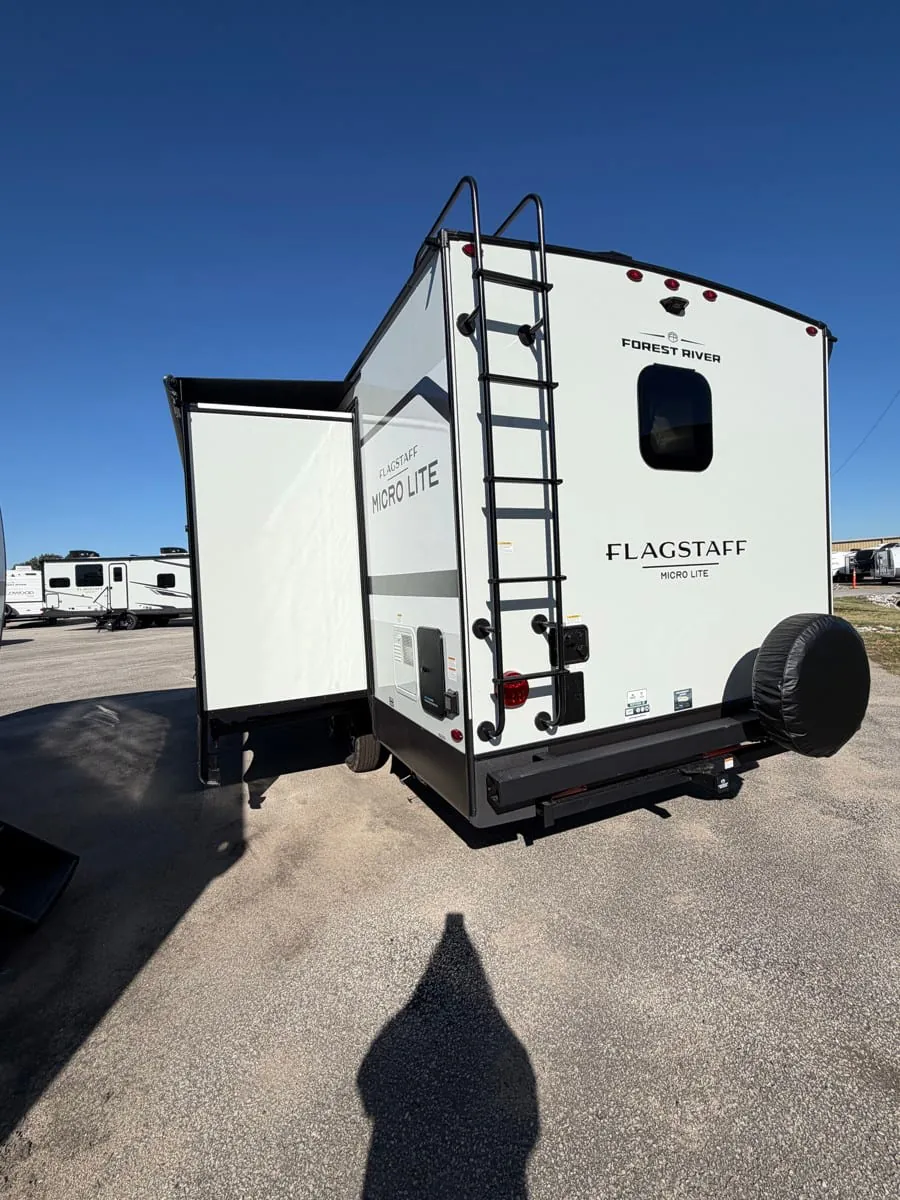 2027 Forest River Flagstaff Micro Lite 25SRB — Photo 7