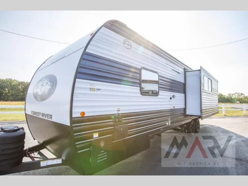2026 Forest River Cherokee Grey Wolf 27LH - Photo 3