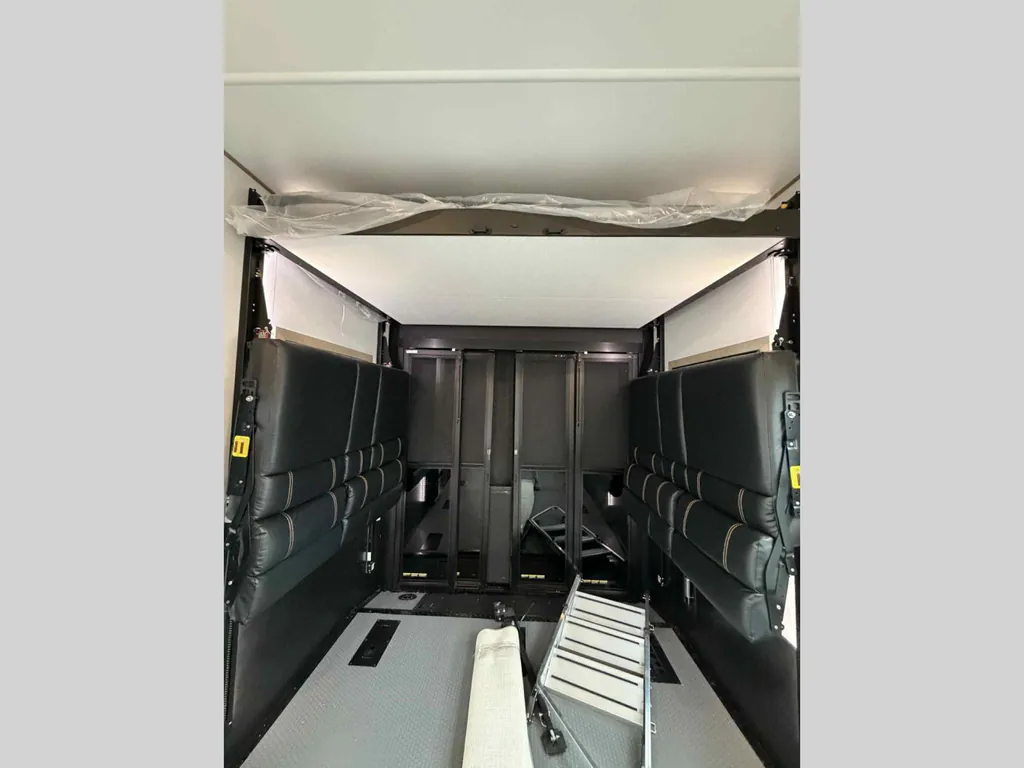 2026 Keystone Raptor 415, Photos photo 14