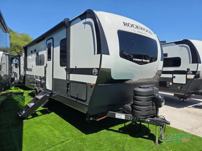 2026 Forest River Rockwood Mini Lite 2520BH - Photo 2