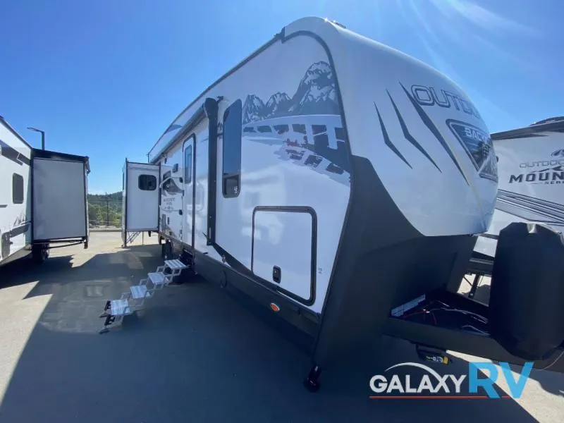 2026 Outdoors RV Back Country 26RPS - Photo 2