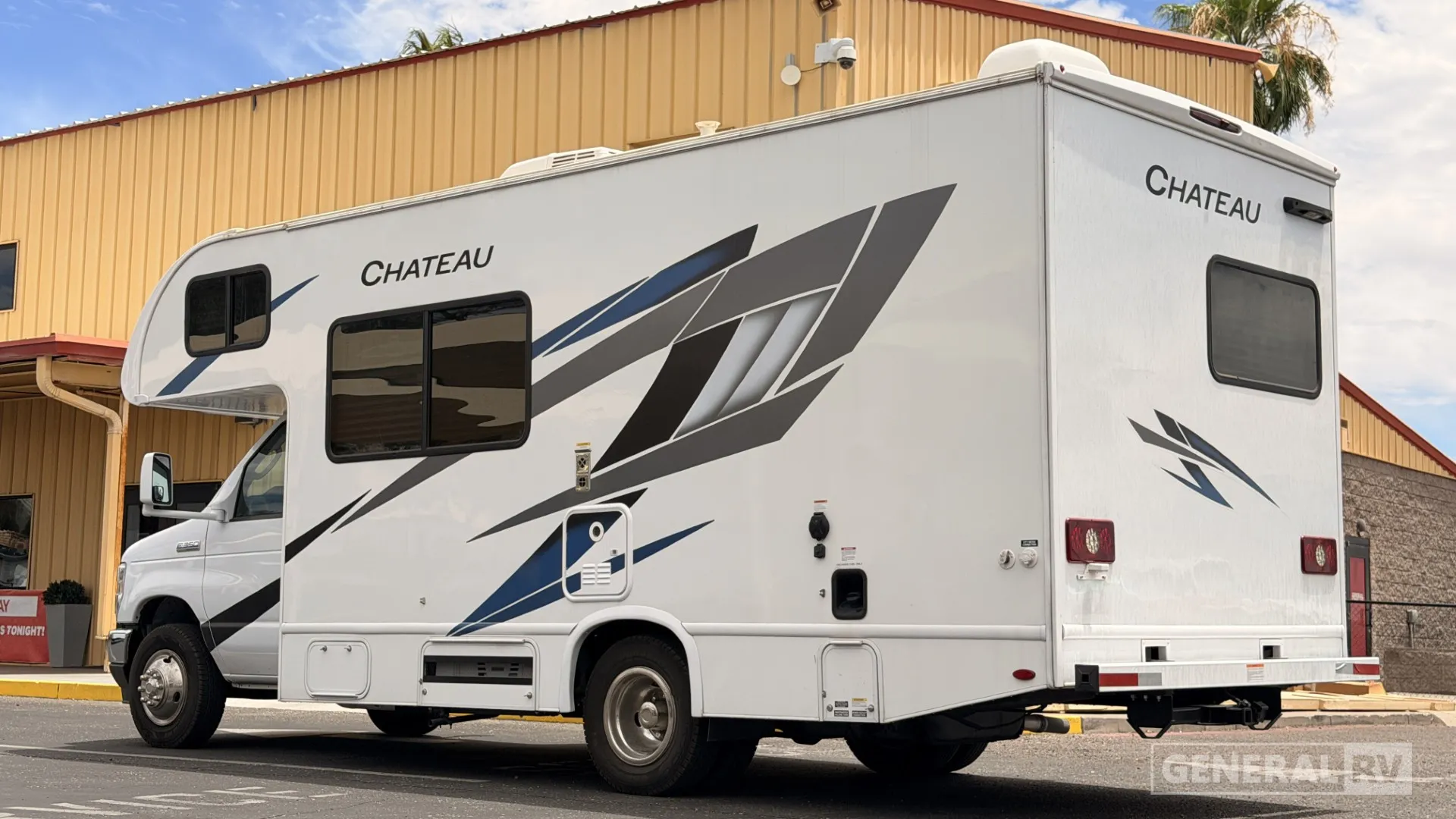 2025 Thor Motor Coach Chateau 21Z - Photo 4
