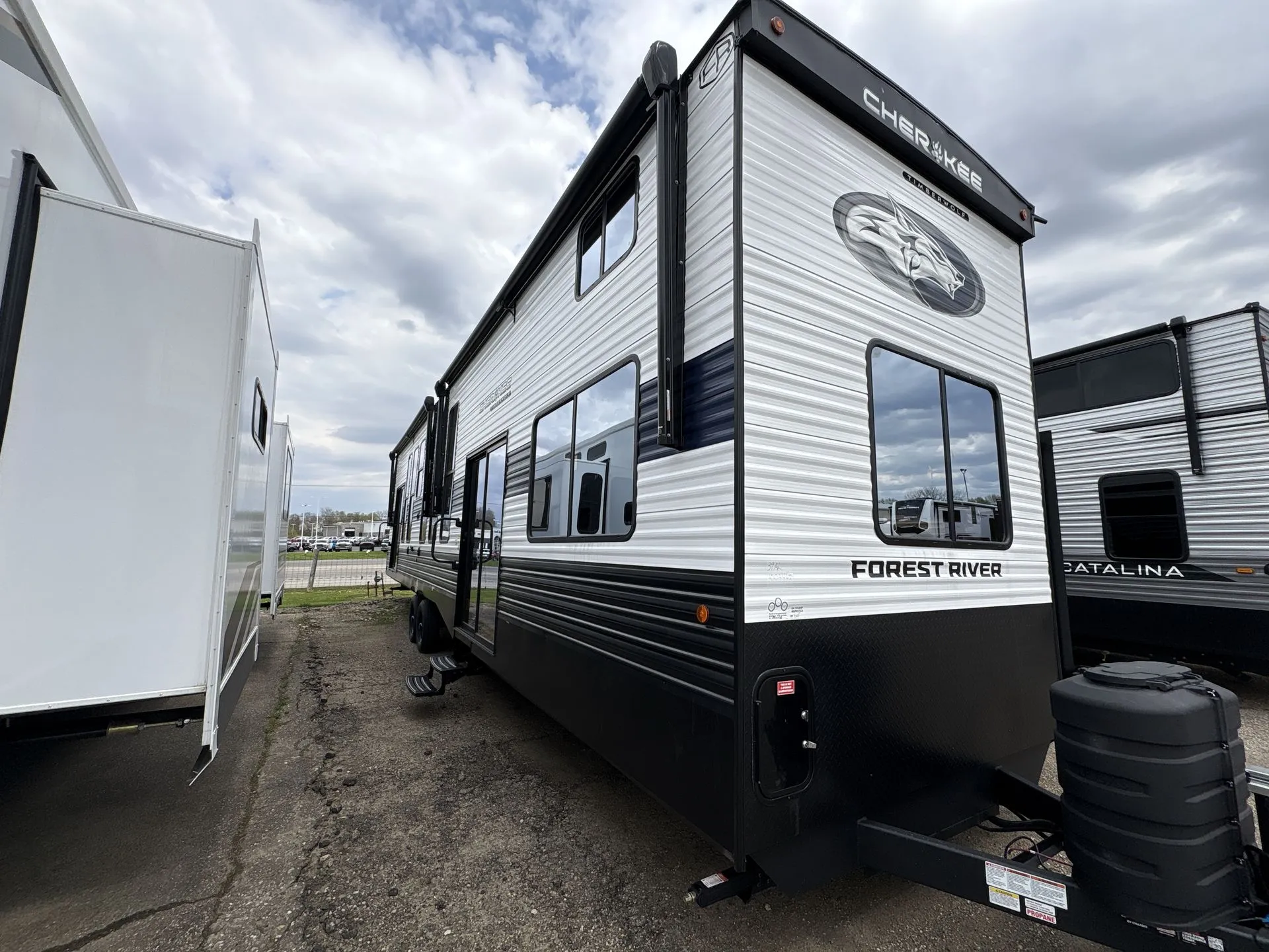 2026 Forest River Cherokee Timberwolf 39AL - Photo 2