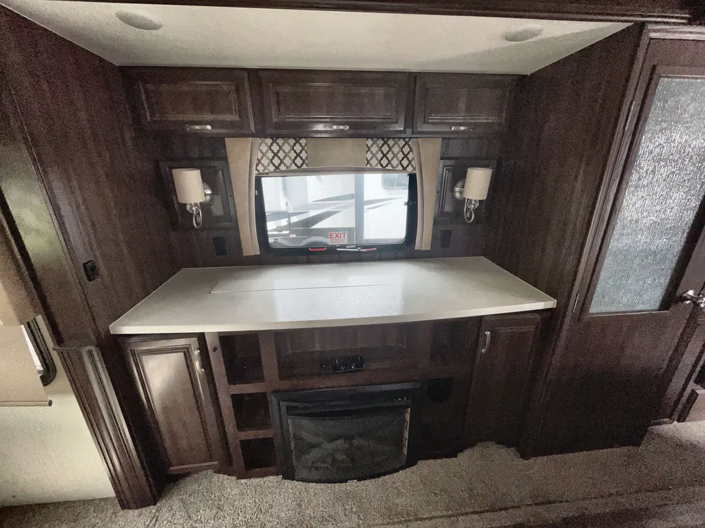 2018 Forest River Cardinal Estate 3456RL, Photos photo 11
